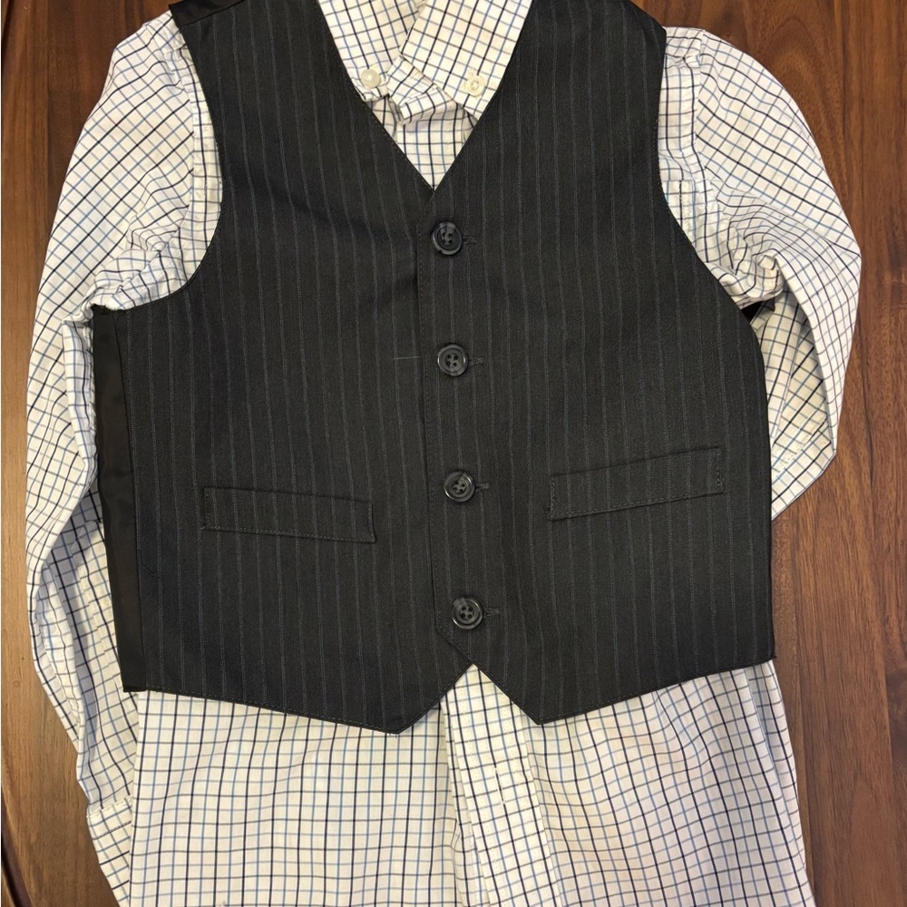 GAP Kids Black and White Button Down Shirt with Vest